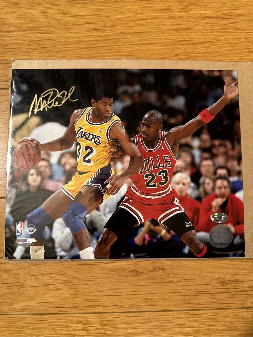 🔥🚨Authentic Magic Johnson vs. Michael Jordan Autographed Signed 8x10 With COA